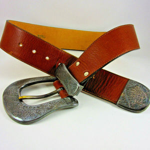 STREETS AHEAD BELT LEATHER ANTIQUED SILVER BUCKLE